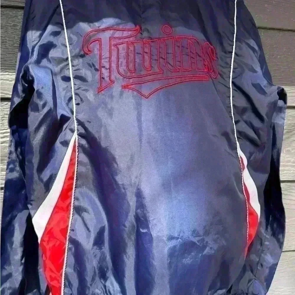 Minnesota Twins baseball pullover size L 16/18, Embroidered logo front/backside - Picture 10 of 12